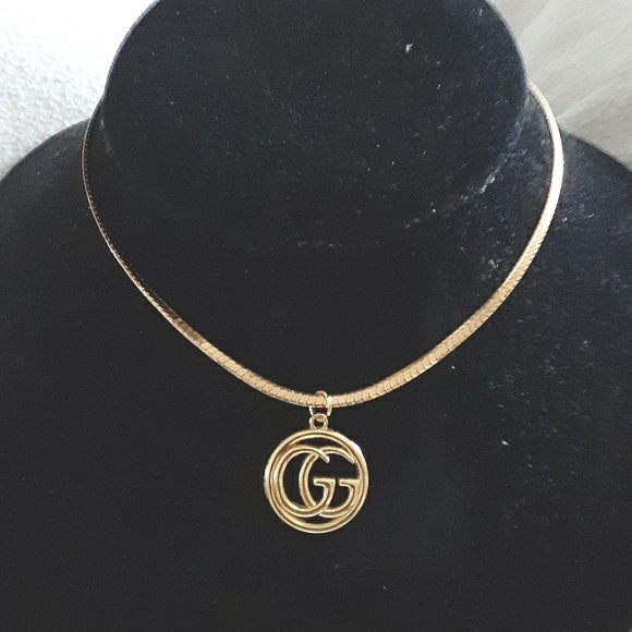 LUXURY VINTAGE CHARM Jewelry - LUXURY VINTAGE CHARM TAG N UNBRANDED NEW CHAIN